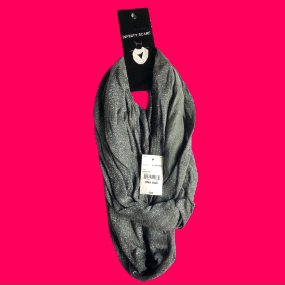 NEW Infinity Scarf Gray Charcoal Women’s